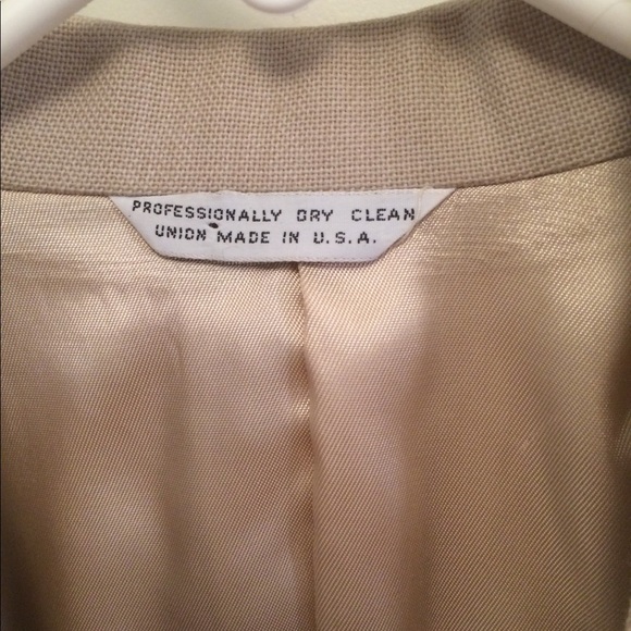 Price Drop💰J J Keith Traditional 2-piece Suit - Picture 5 of 8